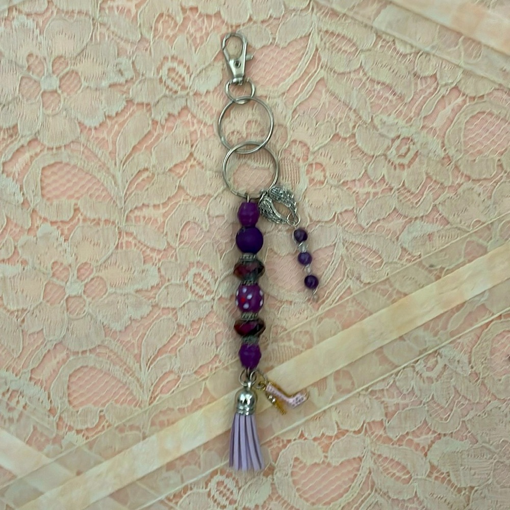 Amethyst Crystal Travel Hugs Keychains Car Hangers Purse Charms